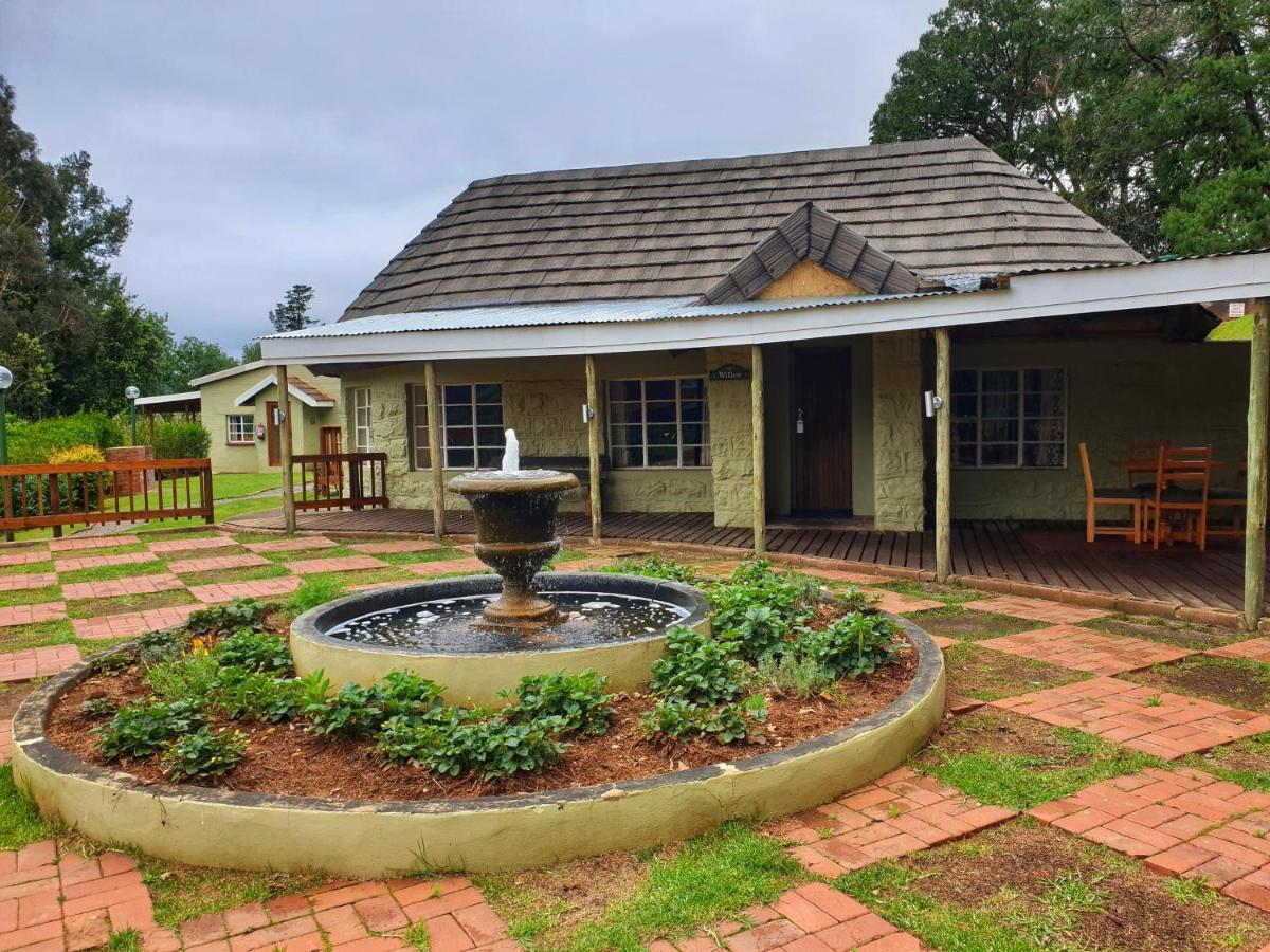 Gooderson Leisure Mountain View Cottages Self Catering And Timeshare Resort Drakensberg Garden Esterno foto