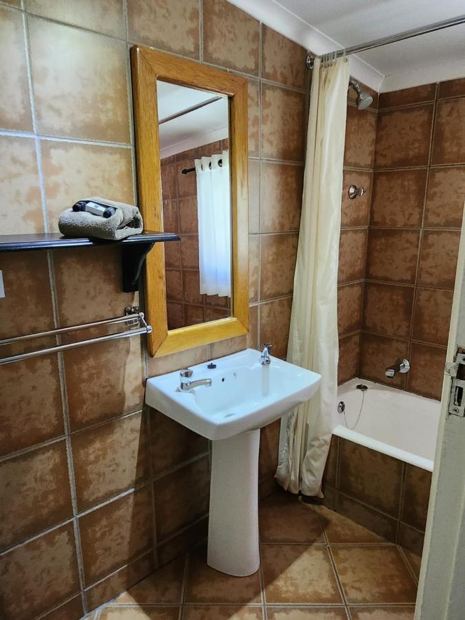 Gooderson Leisure Mountain View Cottages Self Catering And Timeshare Resort Drakensberg Garden Esterno foto